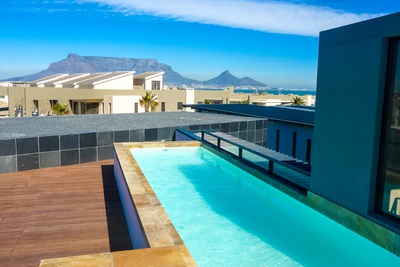 KiteWorldWide Mansion Kitesurfing Cape Town Pool