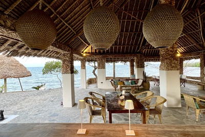 Mwazaro Beach Lodge Bar/Restaurant