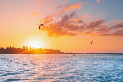 KiteWorldWide Kitesurfing Kalpitiya Lagoon Kitespot