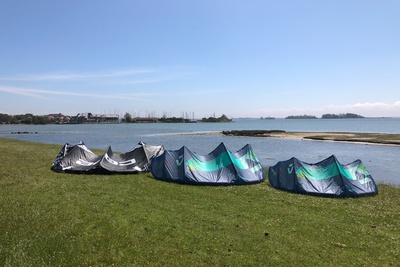 KiteWorldWide Kitesurfing Fehmarn Lemkenhafen Kitespot