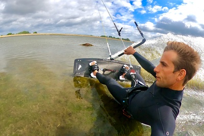 KiteWorldWide Kitesurfen Fehmarn Lemkenhafen Kitespot