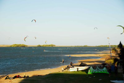Kitesurfen Brasilien KiteWorldWide Urlaub Kiteurlaub Kitesurfen lernen