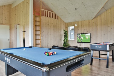 Beachhouse Denmark Hvide Sande games room