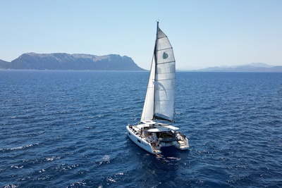 Kiten und Segeln um Sardinien