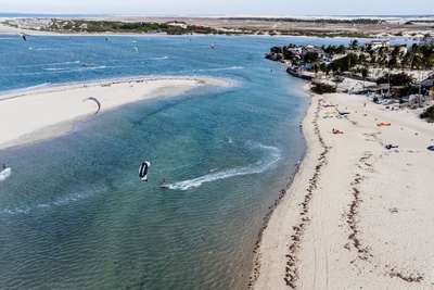 KiteWorldWide Kitesurfing in Brazil - Tatajuba
