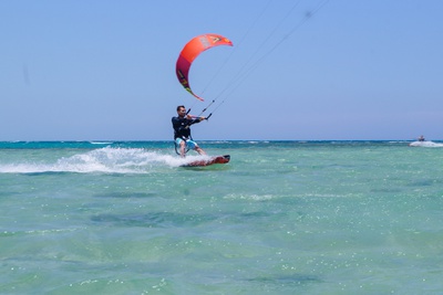 KiteWorldWide  Kitesurfing in Egypt - Seahorse Bay