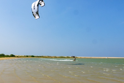 Kitesurfing in Kalpitiya - Sri Lanka