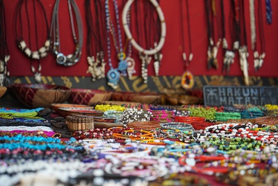 KiteWorldWide Kitesurfing Zanzibar traditional market