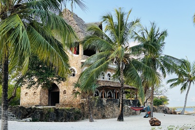 Mwazaro Beach Lodge, Kitesurfing for all levels in Kenya
