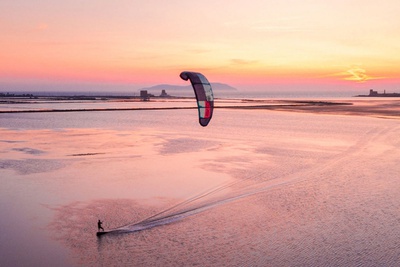 KiteWorldWide Kitesurfing in Sicily Italy