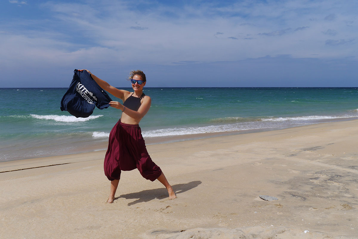 Kitesurfen Und Yoga Neue Yogalehrerin Bei Kiteworldwide Auf Sri Lanka